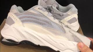 Adidas Yeezy Boots 700 Static Sneaker 3M Relfective Light White Unboxing