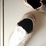 How to rehabilitate an old  mtumba yeezy 350 boots to look new😊!
