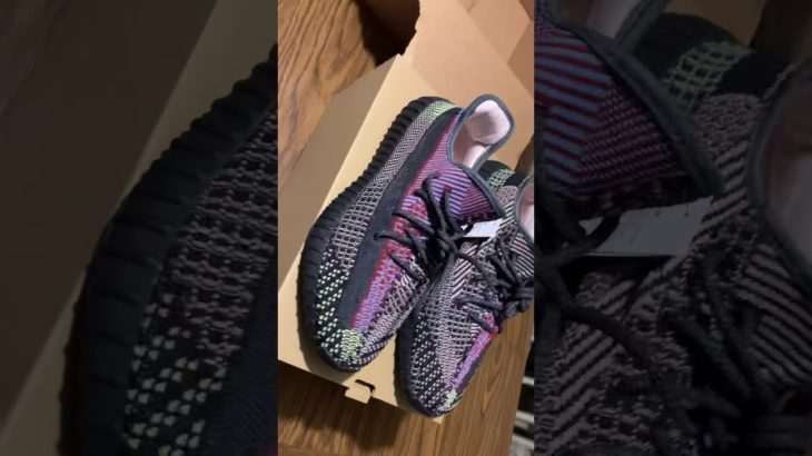 YEEZY YACHEIL 350 unboxing and overview