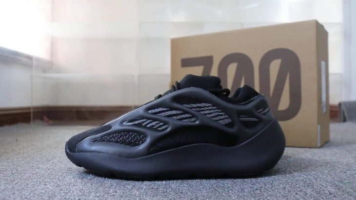 Adidas Yeezy 700 V3 Black