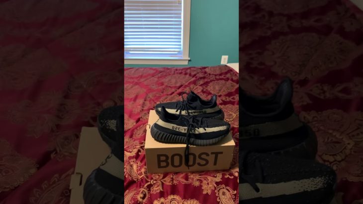 Kanye West Adidas YEEZY Boost 350 V2 Core Black Green Sneaker Review Unboxing