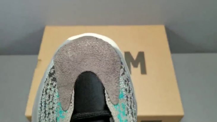 EARLY COP YEEZY QNTM NEW COLORWAY  CLOSE LOOK (UNBOXING )