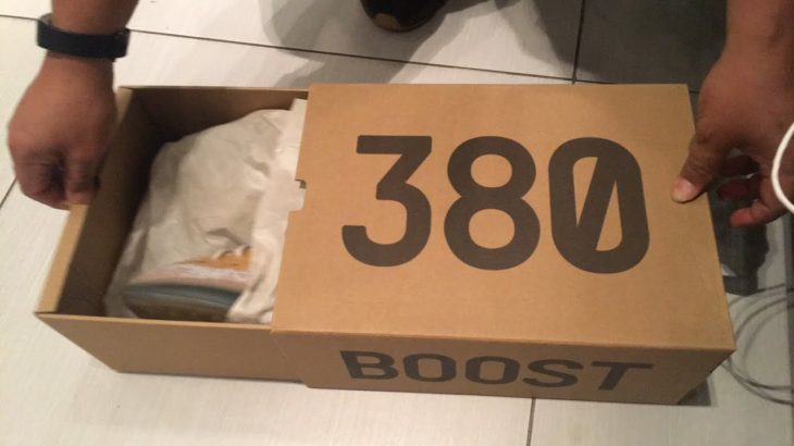 Unboxing YEEZY BOOTS 380 MADE BY ADIDAS