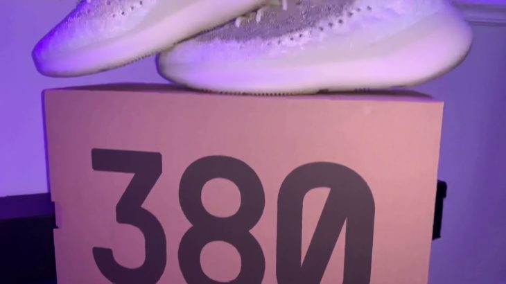 YEEZY 380 CALCITE GLOW + In detail review!