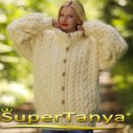 SuperTanyaのファジーケーブルニットモヘアジャケット
