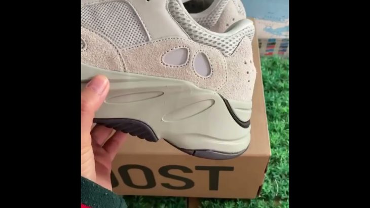 Yeezy Boost 700 V2 “Hospital Blue”Real Boost