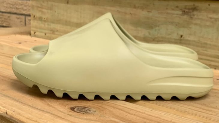 YEEZY Slide Resin Review and Sizing | Most Comfortable YEEZY Yet Here’s Why!