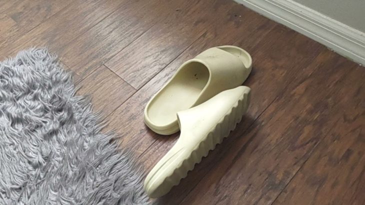 Would you Buy and Wear Fake Adidas Yeezy Slides/ Can you Tell the Real from the fake