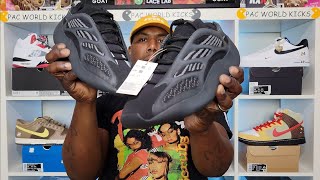 🚨🚨Must Watch🚨🚨 Adidas Yeezy 700 V3 Dark Glow🔥🔥 Sneaker Review and On Foot!!!