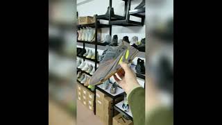 Yeezy 700 V2 “Mauve” #adidas #yeezy700v2 #yeezy #yotubeshorts