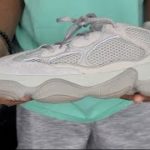 ADIDAS YEEZY 500 ASH GREY REVIEW AND CHECKOUT THESE SHOES IM SELLING #yeezy #500 #ashgrey PART 1