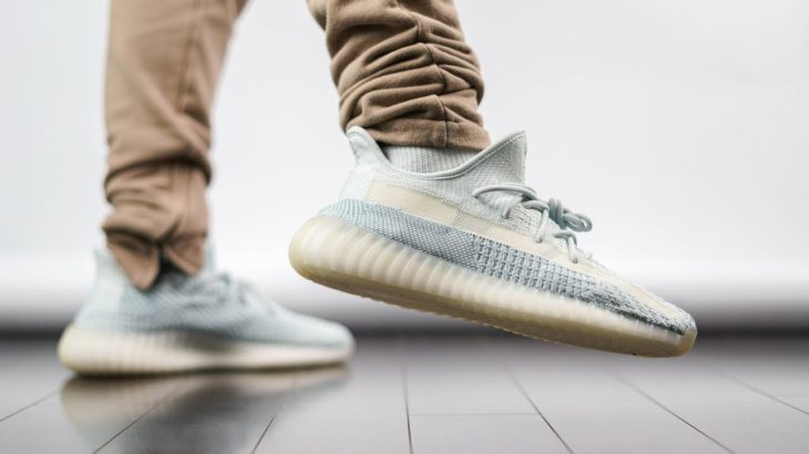 ADIDAS YEEZY BOOST 350 V2 CLOUD WHITE ( NON-REFLECTIVE )