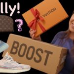 Unboxing | Adidas Yeezy Boost & LV Cosmetic Pouch!!