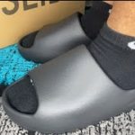 YEEZY SLIDE ONYX ON FOOT REVIEW | QUALITY CONTROL + SIZING + HOW TO COP