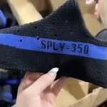 Yeezy 350v2 dazzling blue with real mateirls ready to ship from cssfactorys.ru