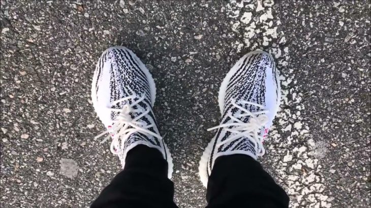 ADIDAS YEEZY 350 ZEBRA V2 BOOST 2022 SNEAKER ON FEET WITH SIZING REVIEW