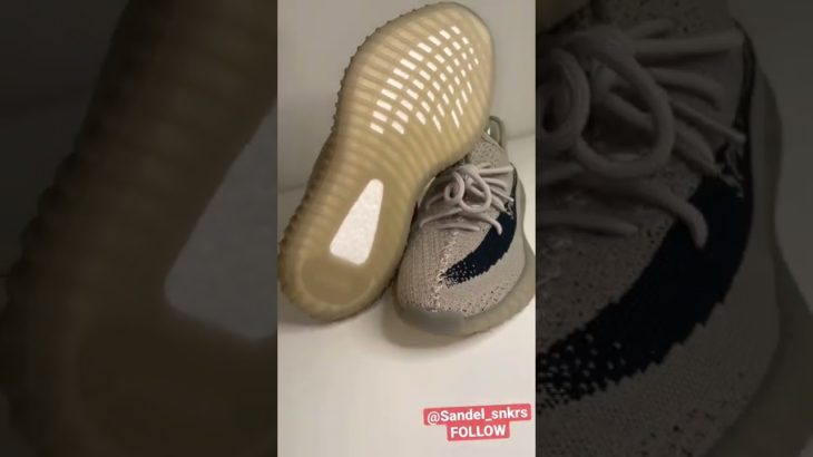 Early Look 👀 Yeezy Boost 350 v2 “Beige/Black” Expected Fall 2022