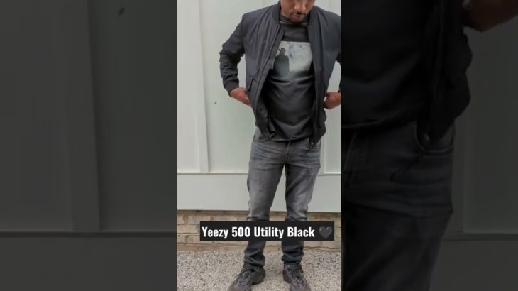 Yeezy 500 Utility Black Outfit Look