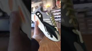 yeezy 700 battle,which one you cop?