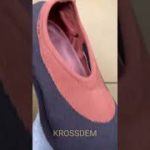 Новое поступление кроссовок Adidas Yeezy Knit Runner