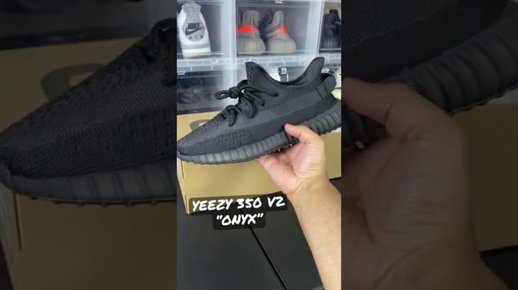 YEEZY BOOST 350 V2 “ONYX” UNBOXING