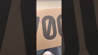 Unboxing Yeezy 700 V3 ‘Azael’ #shorts