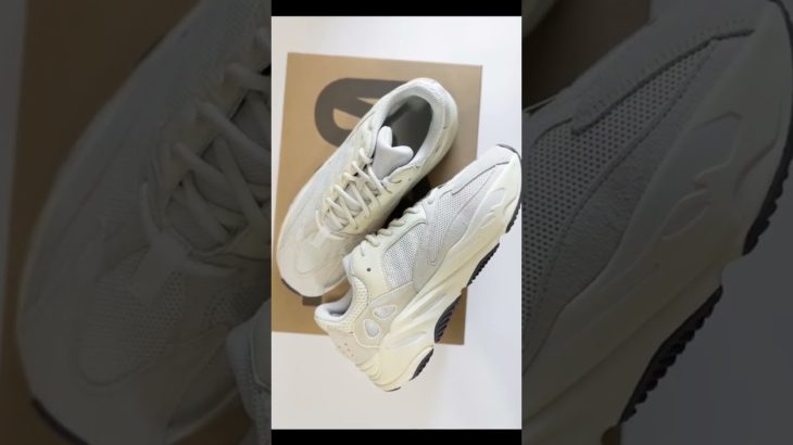 New #sneaker #haul Yeezy 700. What you think? #shorts
