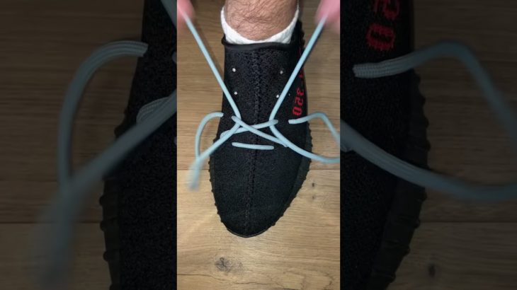 Sneaker lace Yeezy 350 | how to lace your sneaker | lacing tutorial #shorts #sneakerhead