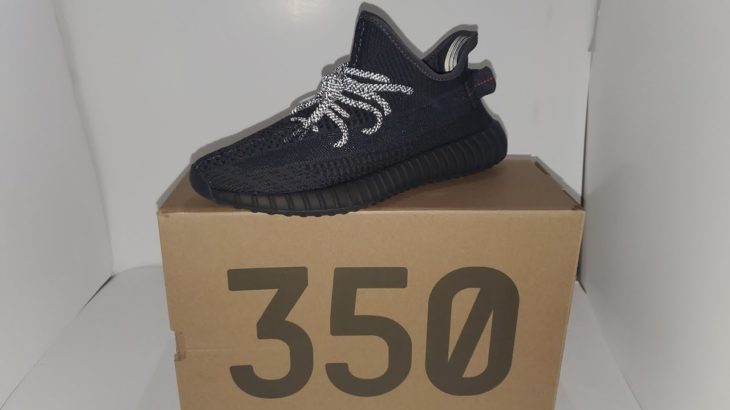 Unboxing Adidas Yeezy Boost 350 V2 “Black (Non-Relfective)”