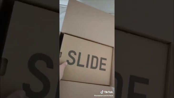 Yeezy Slide Resin Unboxing