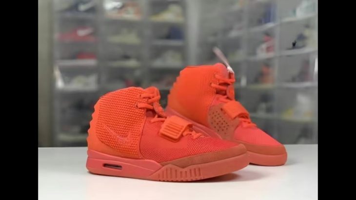 This pair of yeezy worth 100,000 RMB 【nike Air Yeezy 2 Red October 侃爷红椰子】do you like it #yeezy