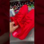 Painting Yeezy 350 to Red October 350s!