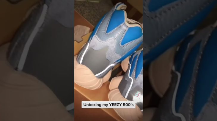 UNBOXING SHORT | Yeezy 500 High ‘Frosted Blue’