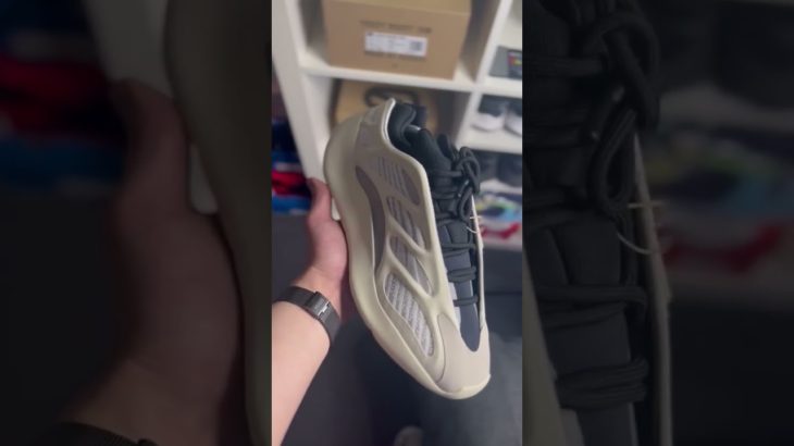 Yeezy 700v3 Azeal! These are so clean! Subscribe for the full review! #shortsfeed #subscribe  #shoes
