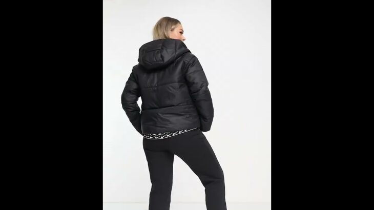 NIKE | Shiny Classic Padded Tape Jacket Hooded Black Women | Asos