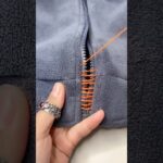 The zipper on the jacket is broken, don’t throw it away. Do this #sewing #sewingtips #sewingtricks