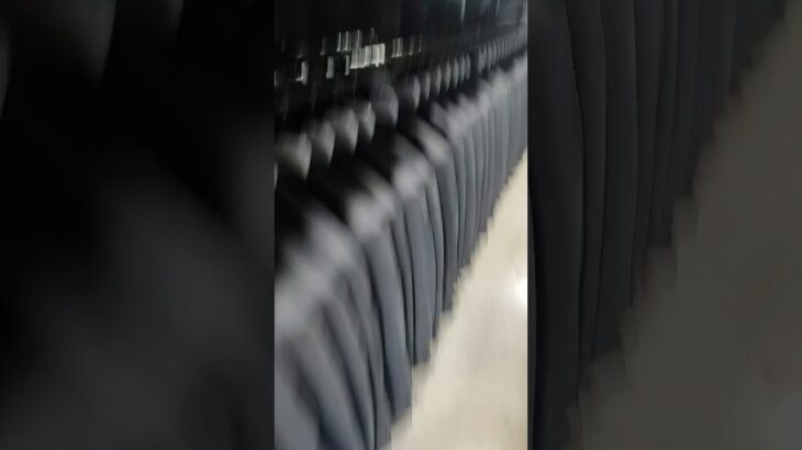 विदेशी की कंपनी महंगे जैकेट को ऐसे रखा जाता है #jacket #companyprofilevideo #viral #jordan #short