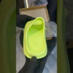 Adidas Yeezy Slides Green 🔫