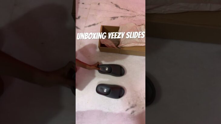 Unboxing Yeezy Slides Slate Grey + On feet Review #shorts #yeezy #yeezyslides #kanyewest #kanye