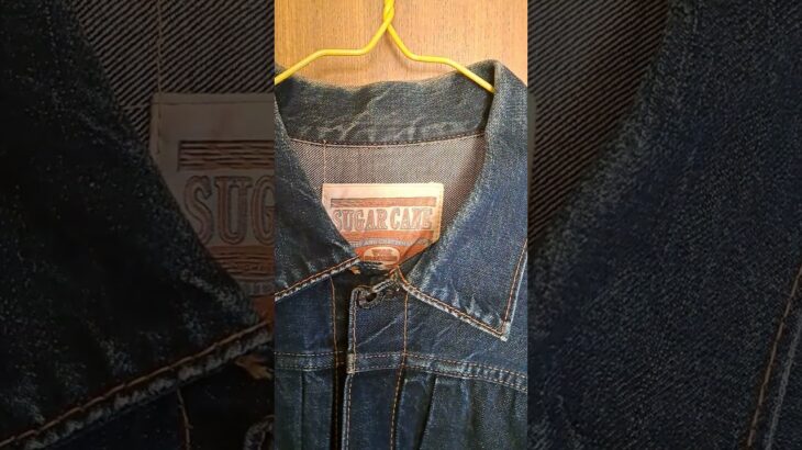 シュガーケーンのM品番506XX ファーストデニムジャケット、濃紺で腰のあたりの経年変化好きかも❗
