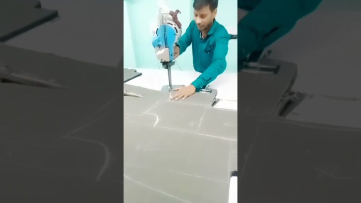 हर चेहरे पर मुस्कान दिखती #2024 #jacket