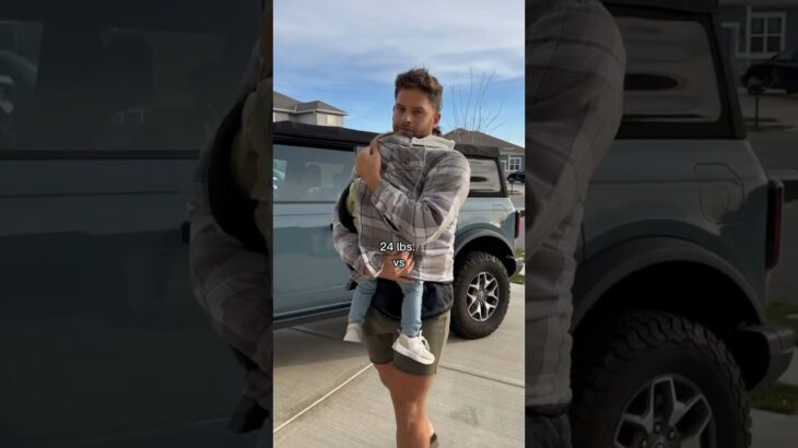 This jacket is still there #couple#harrystylesalbum #baby #harryshouselove #asitwasharrystyleslyrics