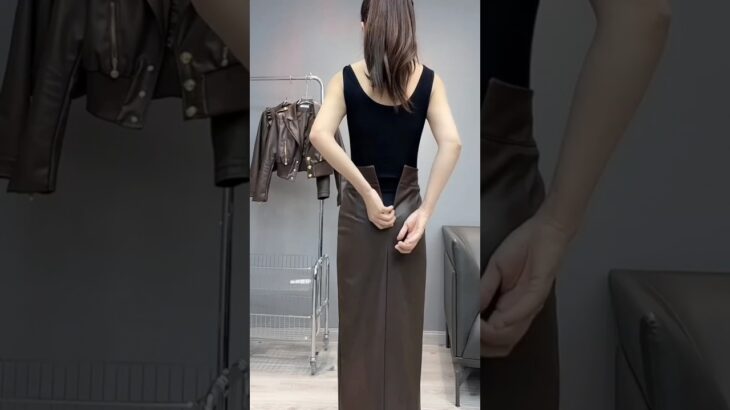 Leather jacket + leather skirt Combo 😍👈 #meesho #fashiontrends #youtubeshorts #shorts