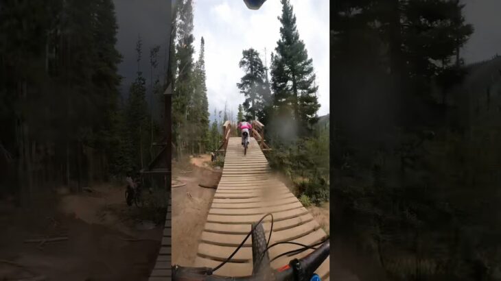 Rain jacket on, popping off. #gravateer #cst