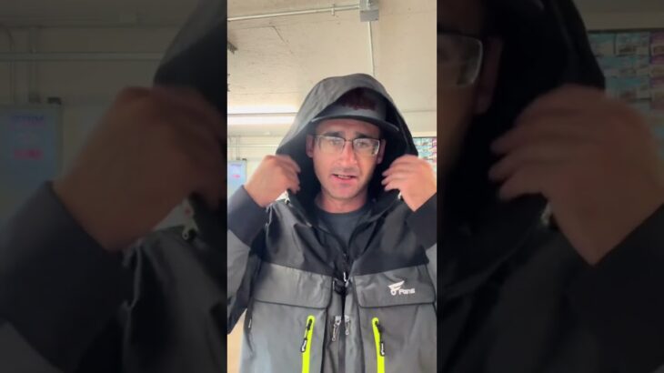 Discover the 8Fans Fishing Jacket !  #8fansgear #fishing #flyfishingvibes