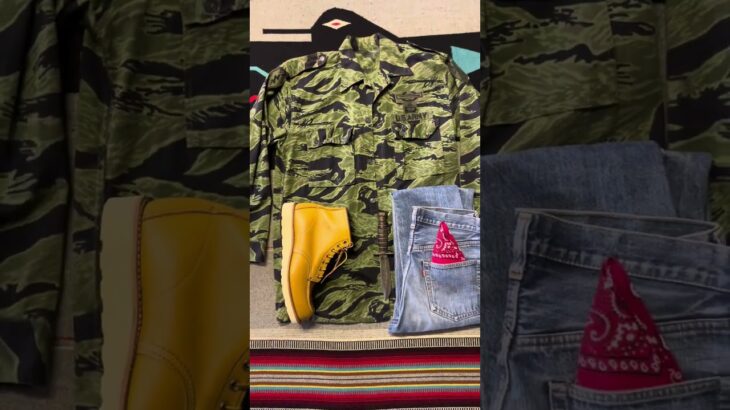 Size Medium Vintage Vietnam Tiger Stripe Jacket: Fatigue – For Sale