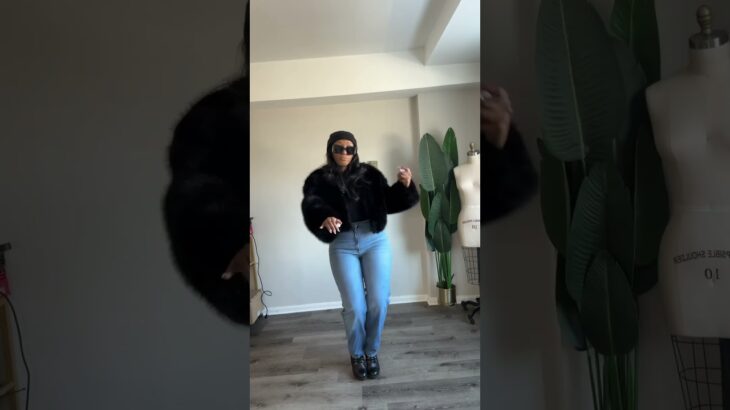 I love a good jacket 🤍 #anewdayinthelifeofasocialworker