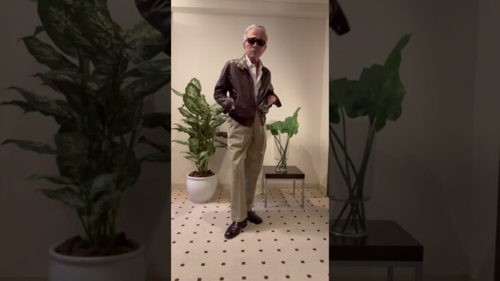 ジジイのLeather jacket by CINQUANTA