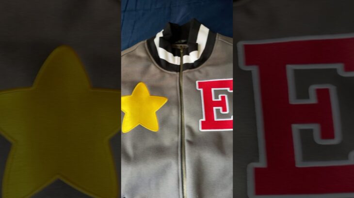 The owl house jacket unboxing ￼