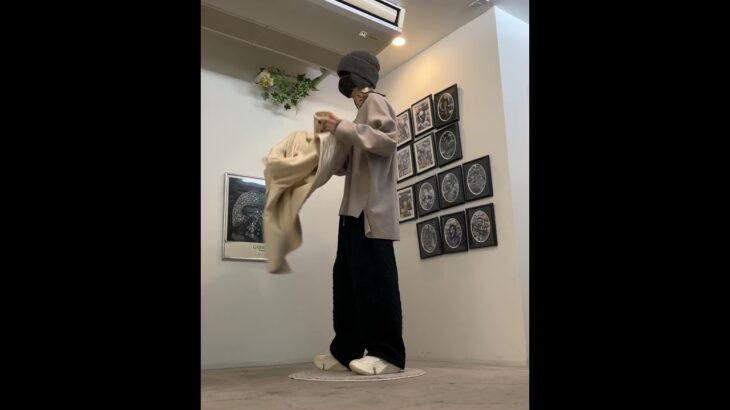 VICTIMのスタンドカラージャケットにmy beautiful landletのキルティングジャガードワイドパンツ